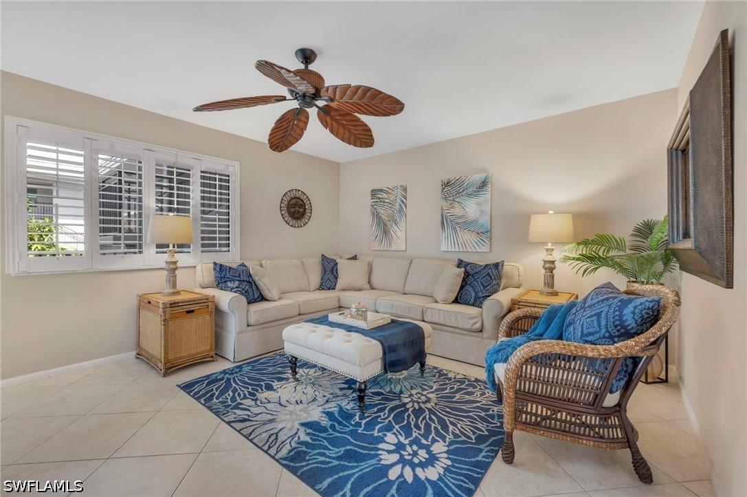 788 Park Shore Dr. #D26, Naples, FL 34103