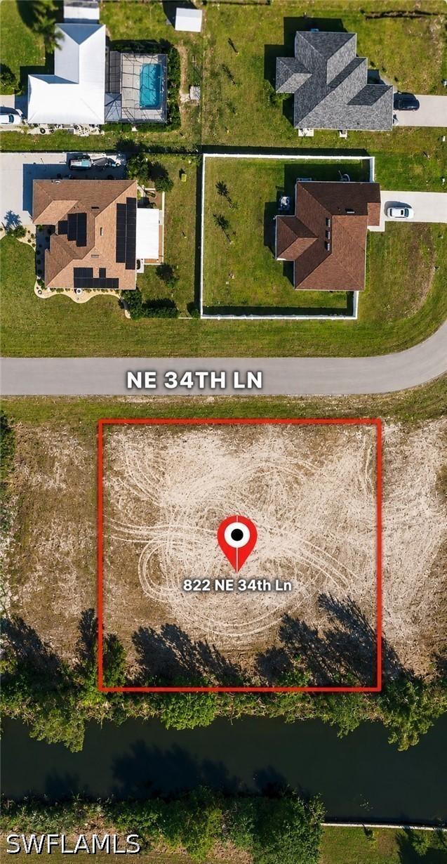 822 NE 34th Ln., Cape Coral, FL 33909