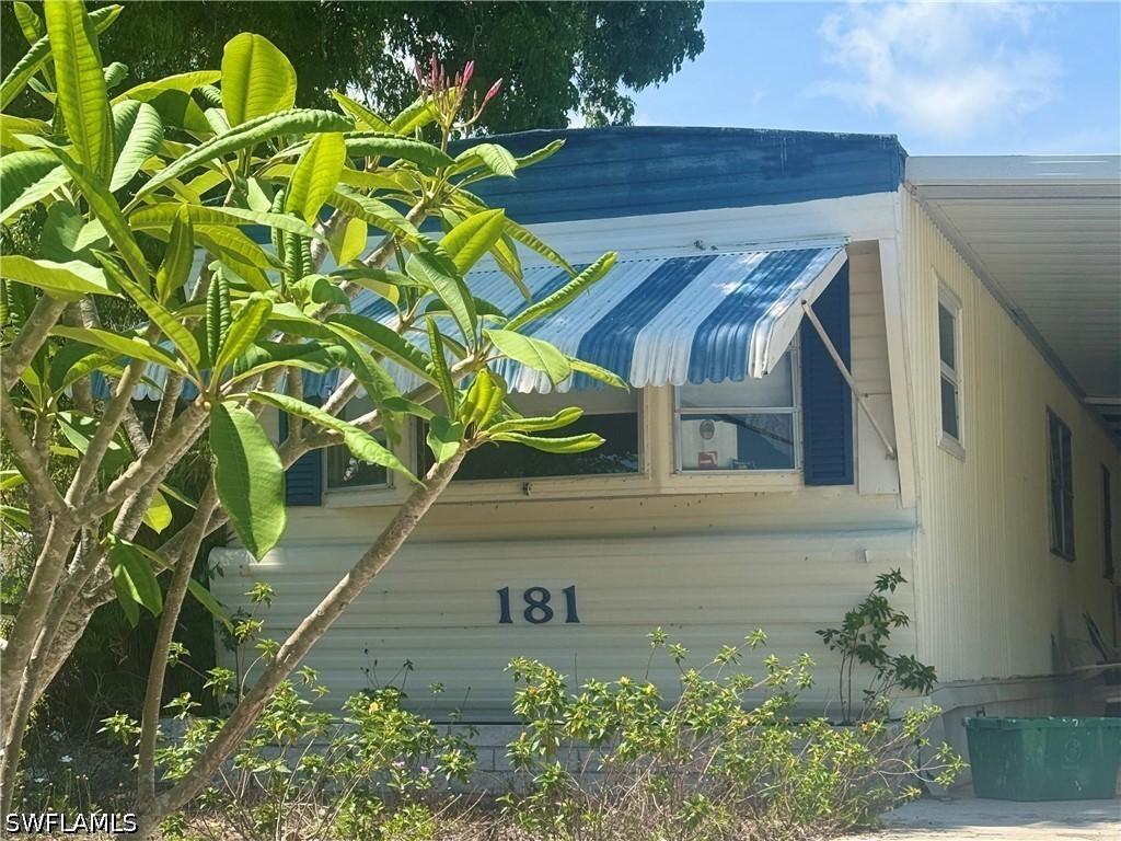 181 Grassy Key Ln. #49, Naples, FL 34114