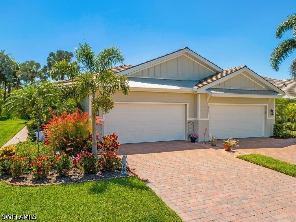 14867 Edgewater Cir., Naples, FL 34114