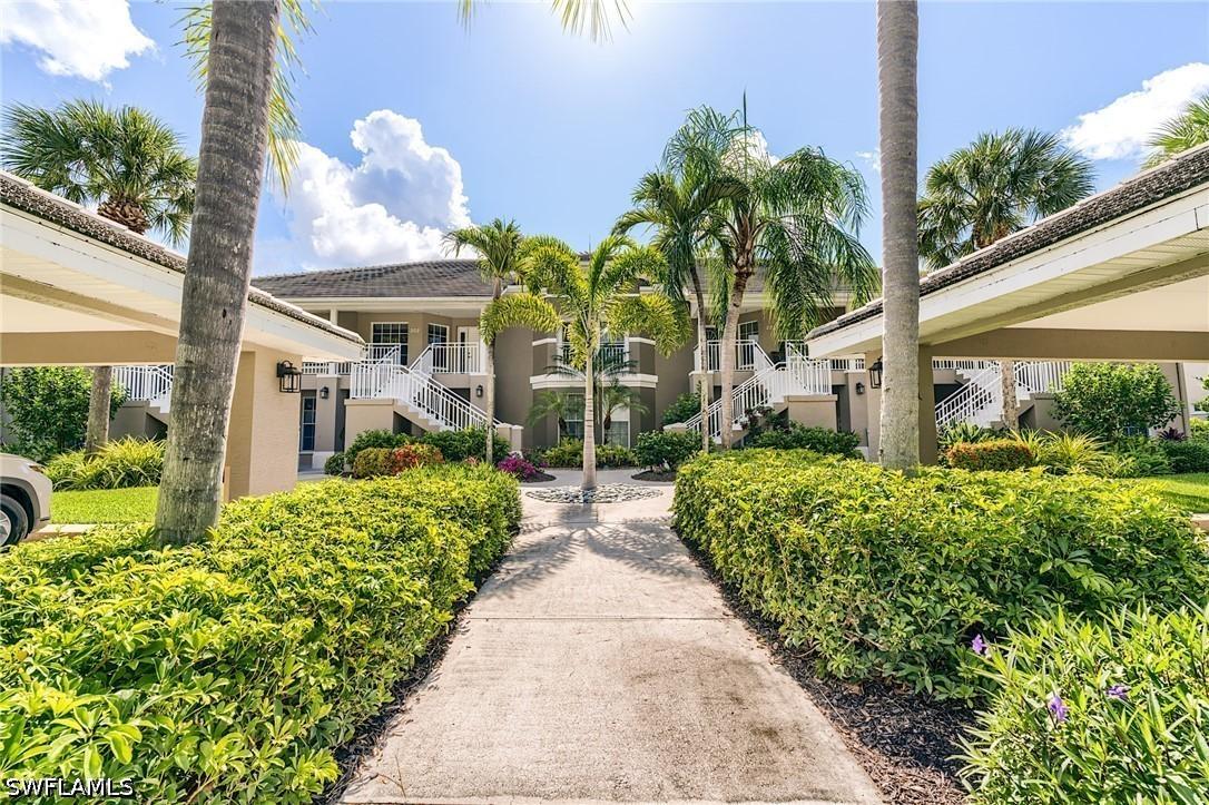 1940 Willow Bend Cir. #103, Naples, FL 34109