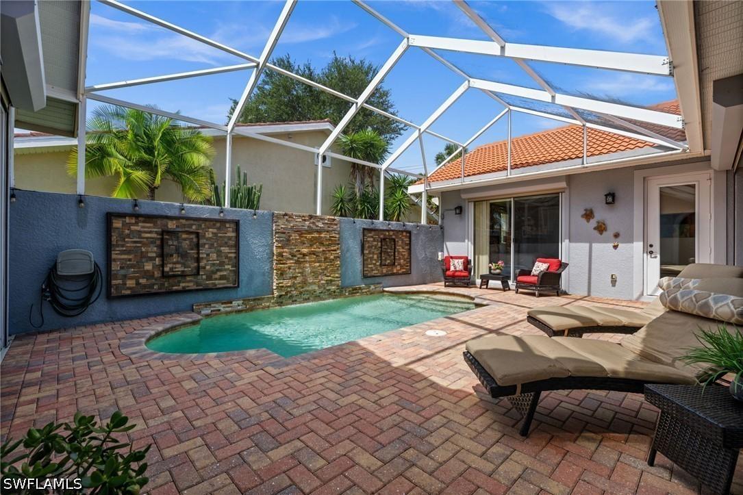 4830 Europa Dr., Naples, FL 34105