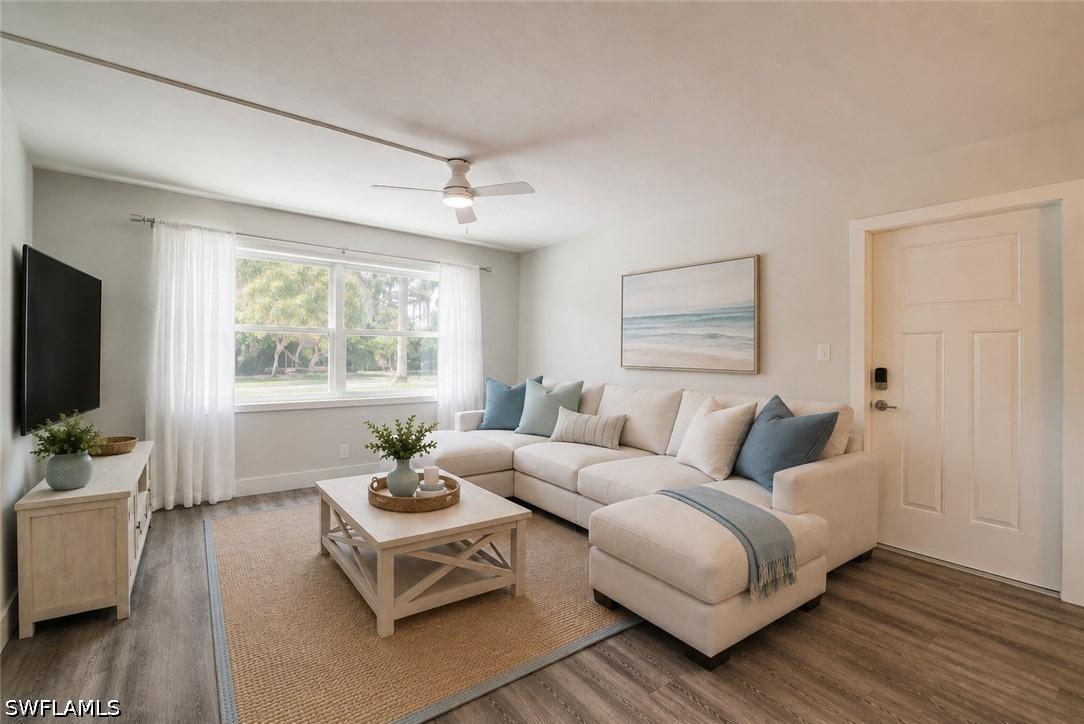 975 9th Ave. #11, Naples, FL 34102