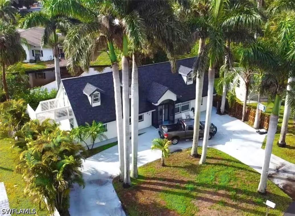 127 Standish Cir., North Fort Myers, FL 33903
