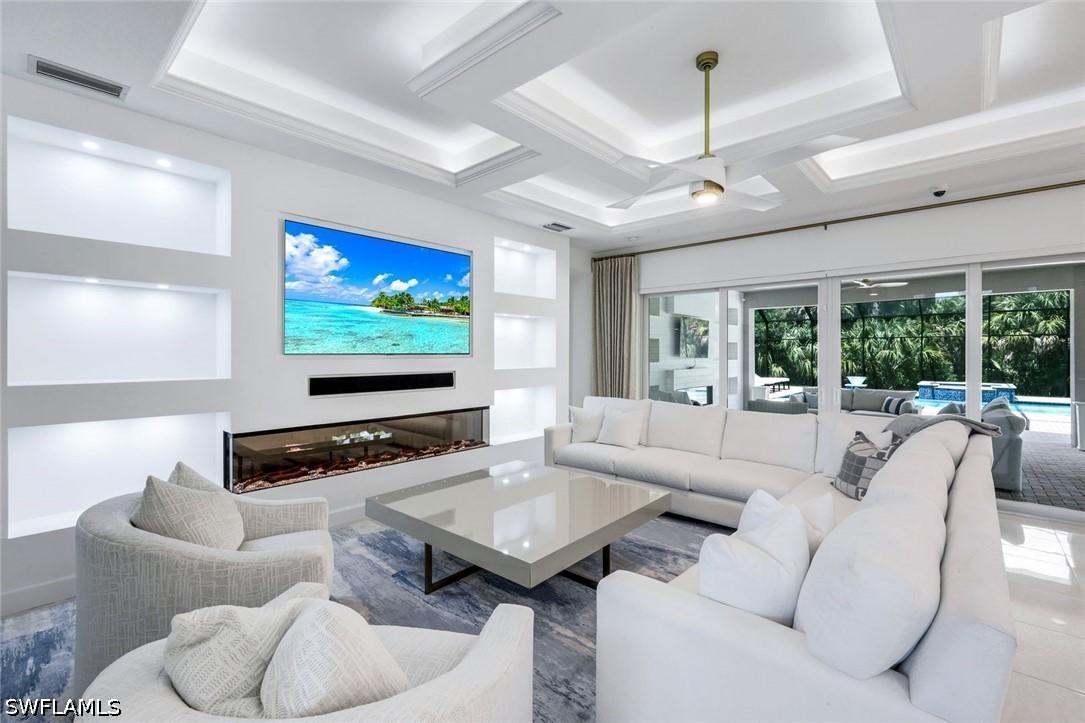 12063 Azalea Way, Naples, FL 34120