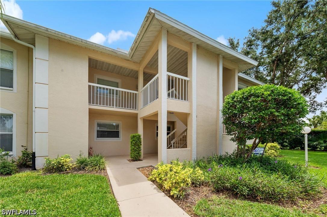 621 Squire Cir. #204, Naples, FL 34104