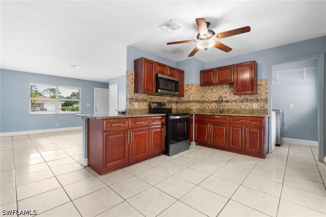 5369 Broward St., Naples, FL 34113