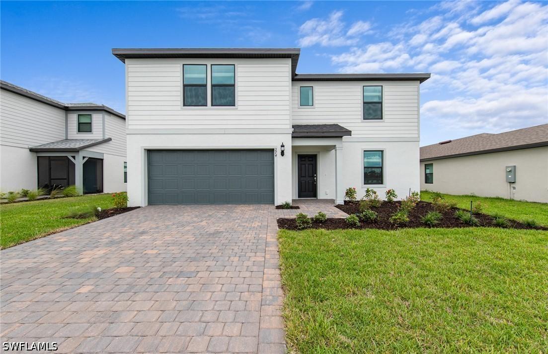 294 Silent Lake Dr., Lehigh Acres, FL 33936