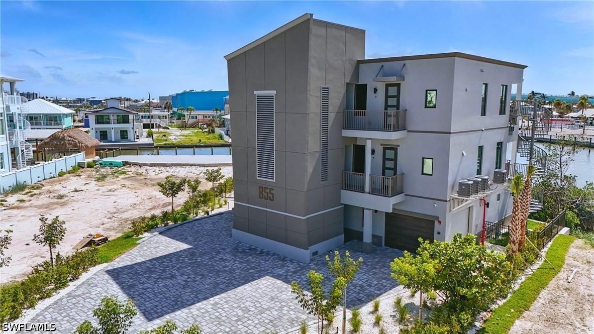 855 Lagoon St. #4, Fort Myers Beach, FL 33931