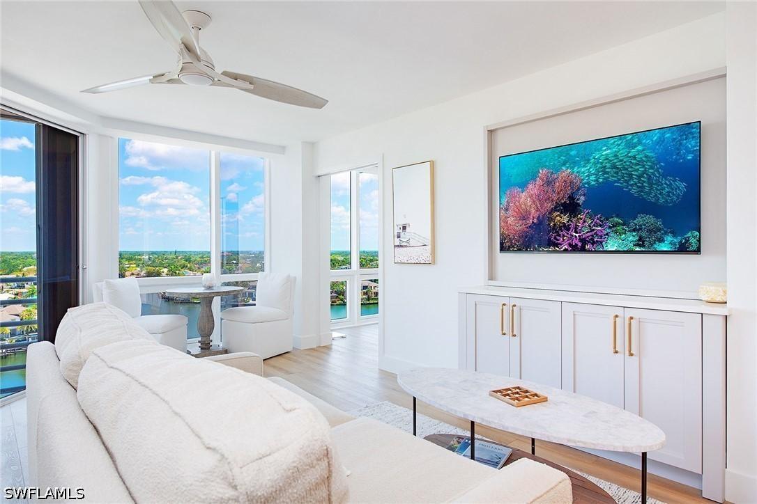 4751 Gulf Shore Blvd. #1204, Naples, FL 34103