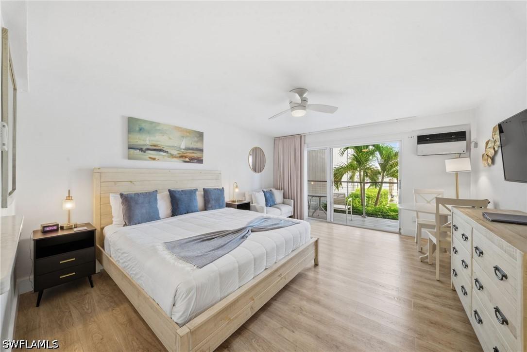 900 Broad Ave. #117, Naples, FL 34102