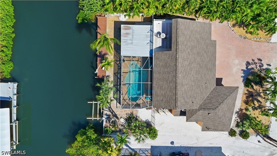 421 Connecticut St., Fort Myers Beach, FL 33931