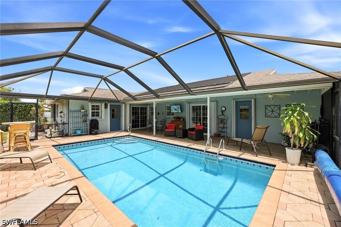 720 Meyer Dr., Naples, FL 34120