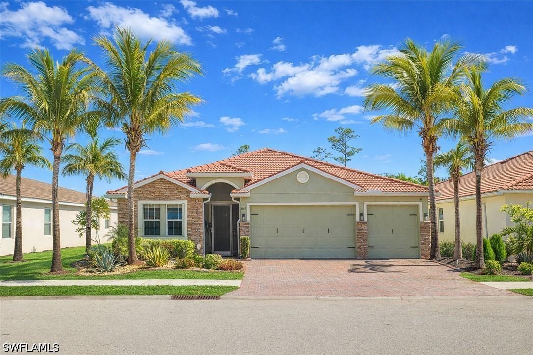 3161 Royal Gardens Ave., Fort Myers, FL 33916