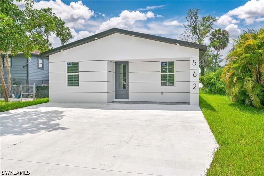 2223 Carver Ave., Fort Myers, FL 33916