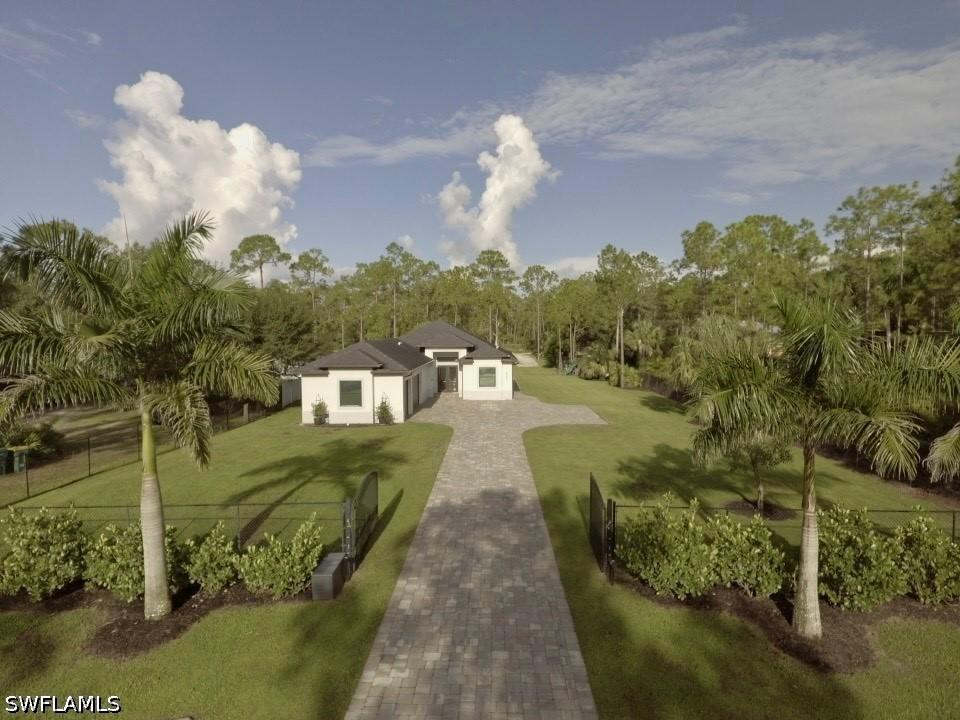 4395 16th St., Naples, FL 34120