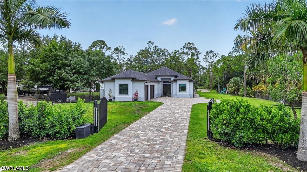 4395 16th St., Naples, FL 34120