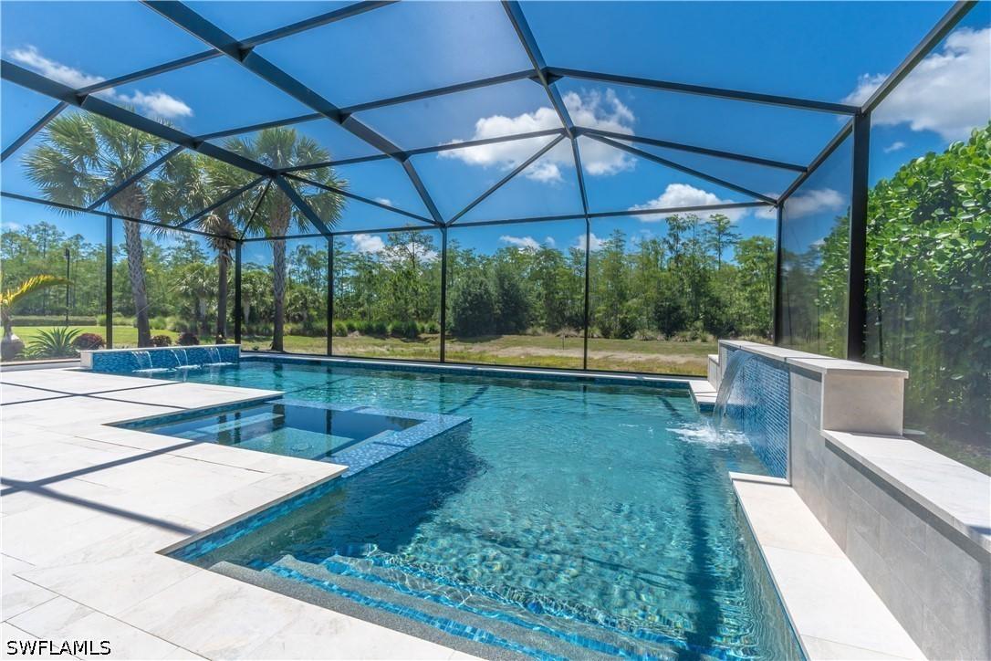 7343 Mockingbird Ct., Naples, FL 34114
