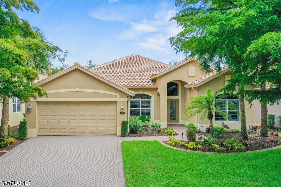 13871 Farnese Dr., Estero, FL 33928