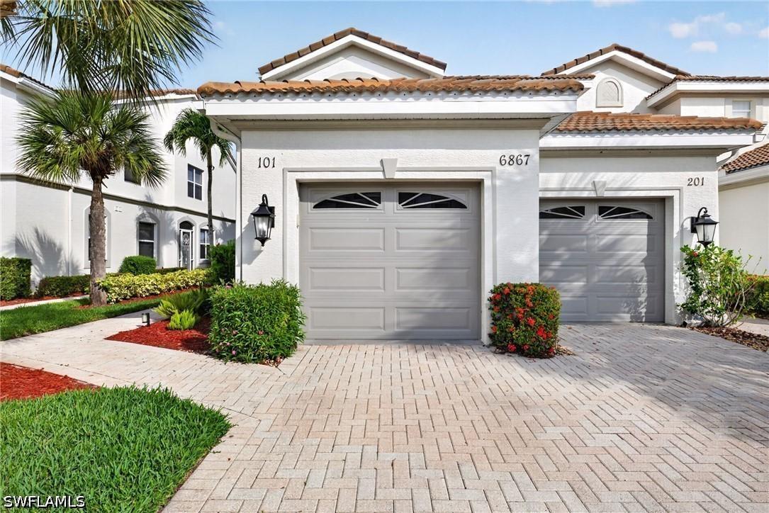 6867 Sterling Greens Dr. #101, Naples, FL 34104