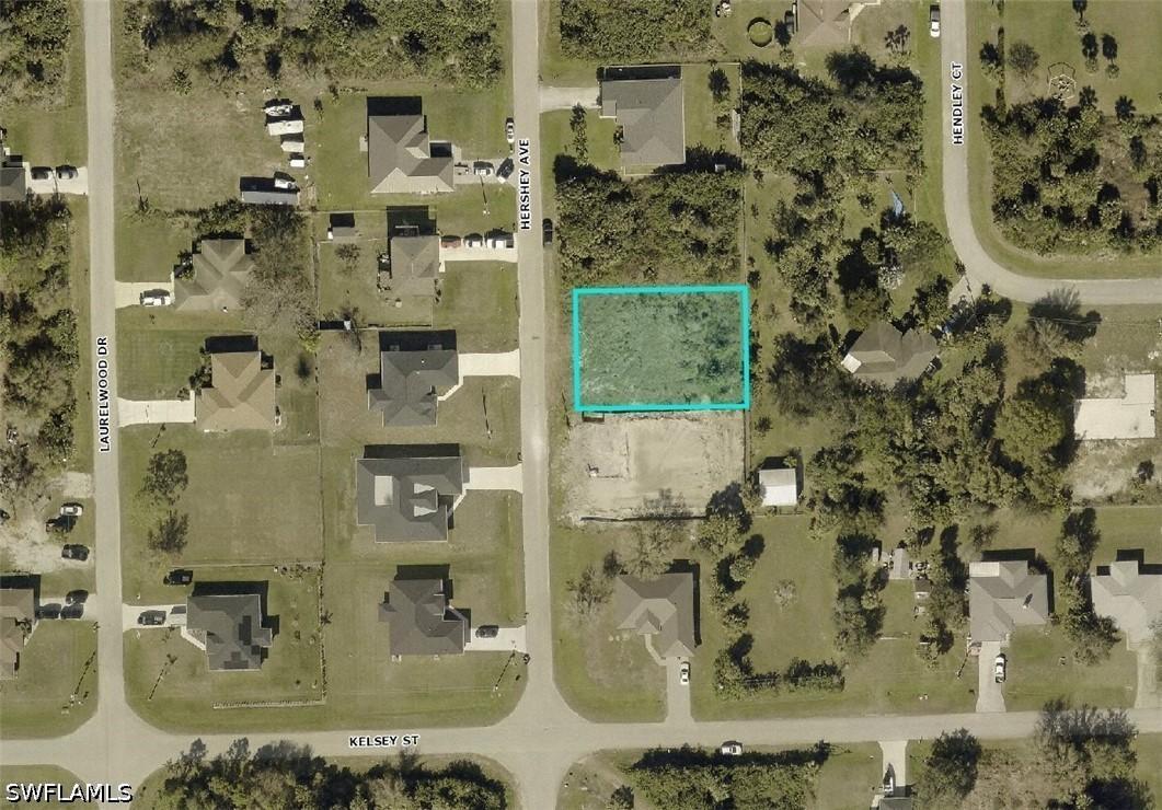 6138 Hershey Ave., Fort Myers, FL 33905