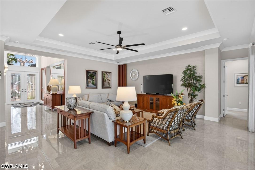 12078 Mimosa St., Naples, FL 34120