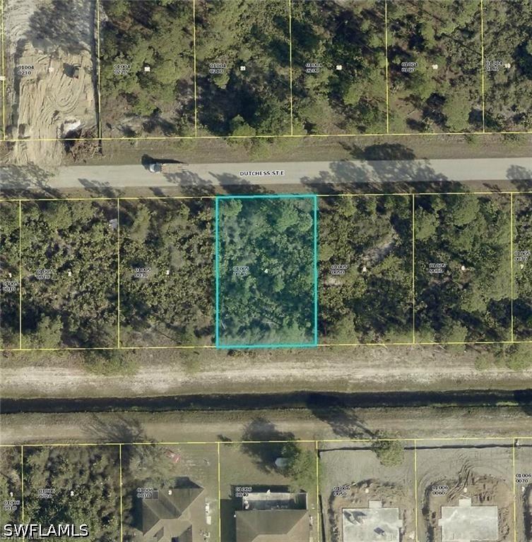 1118 Dutchess St., Lehigh Acres, FL 33974