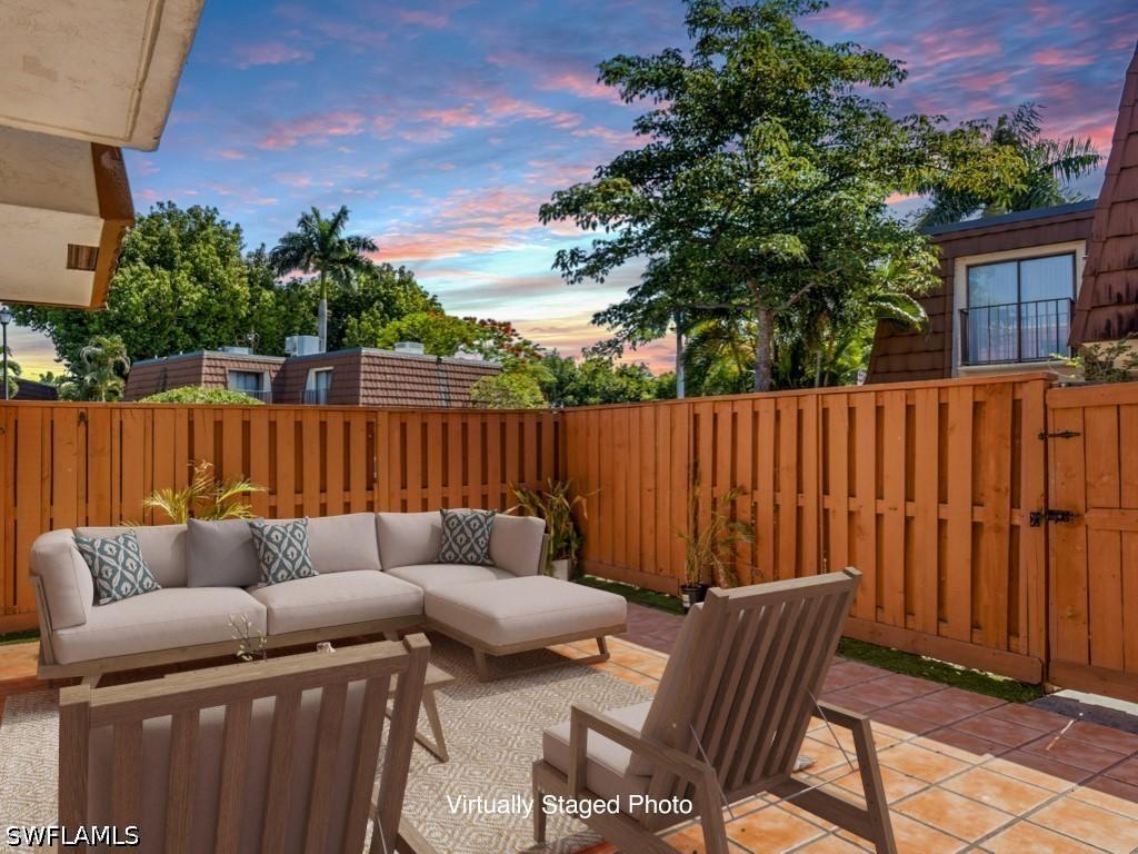 5247 Cedarbend Dr. #2, Fort Myers, FL 33919