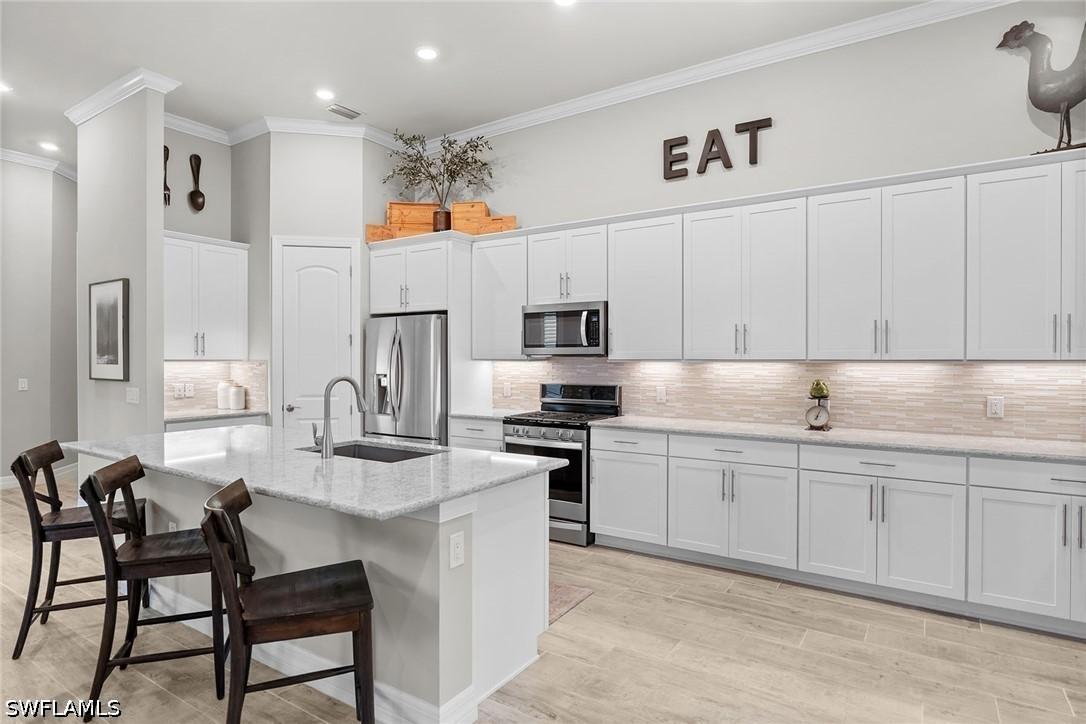 7253 Wilton Dr., Naples, FL 34109