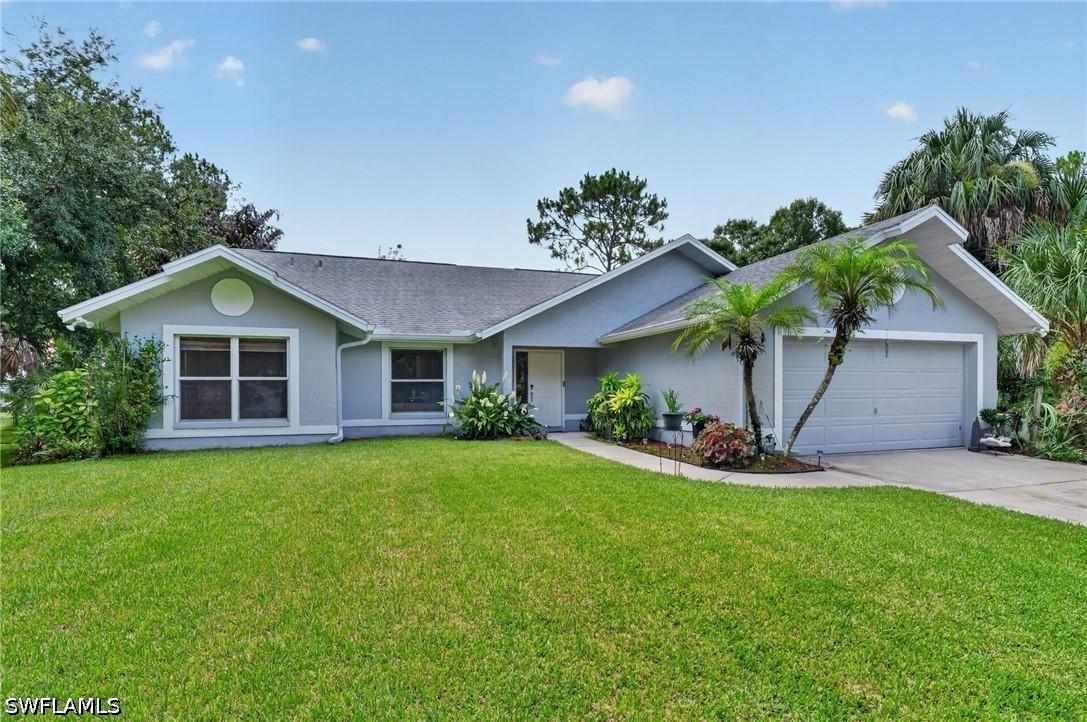 2581 4th Ave., Naples, FL 34120