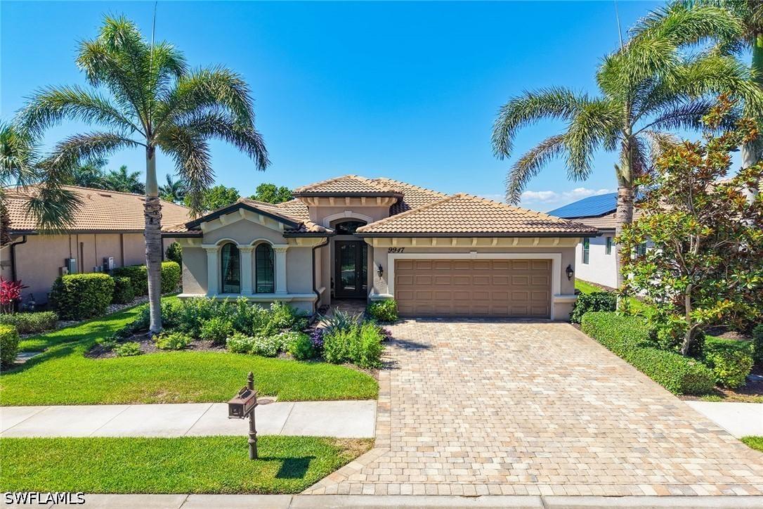 9917 Alhambra Ln., Bonita Springs, FL 34135