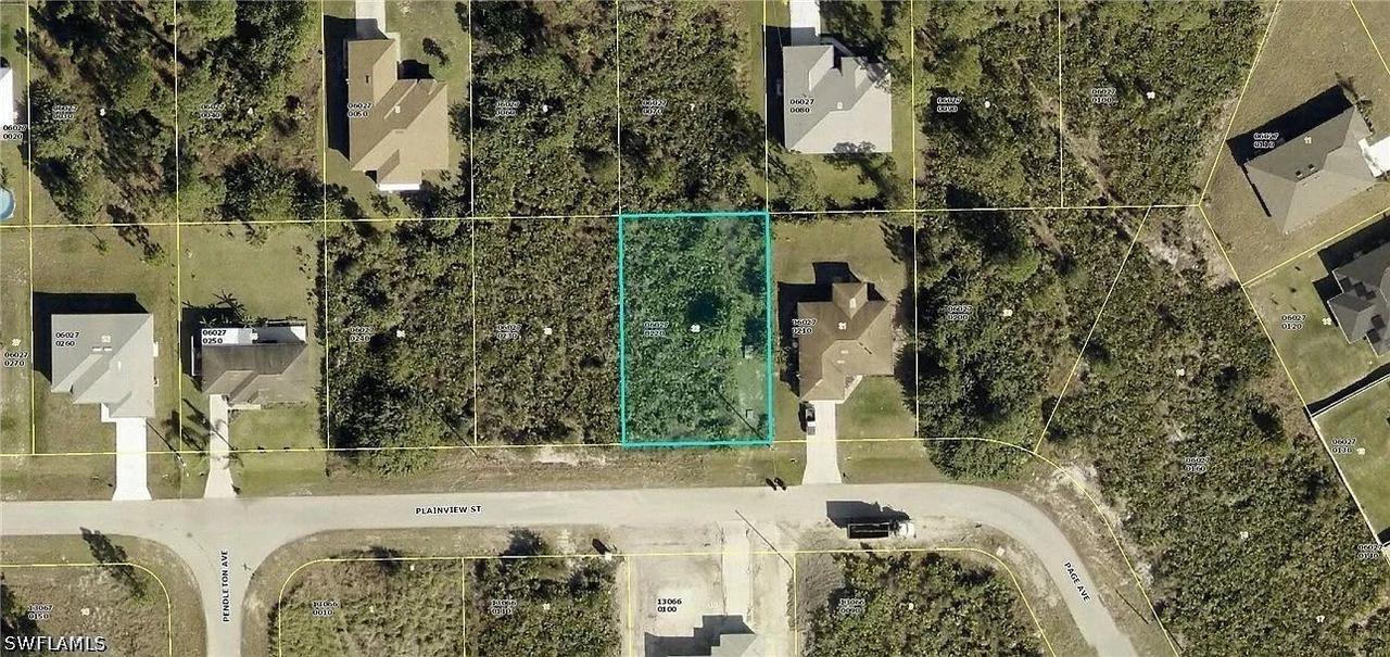 117 Plainview St., Lehigh Acres, FL 33974