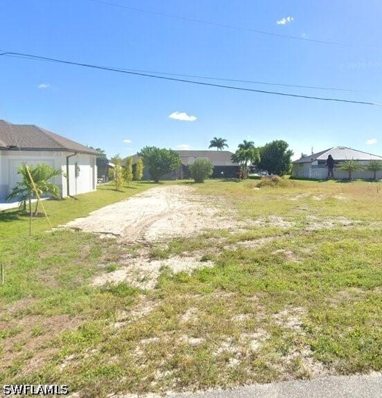 813 NW 38th Pl., Cape Coral, FL 33993