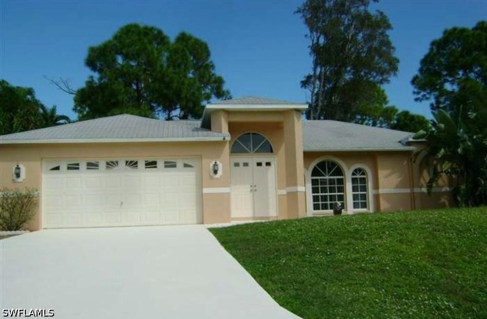 8149 Pennsylvania Blvd., Fort Myers, FL 33967