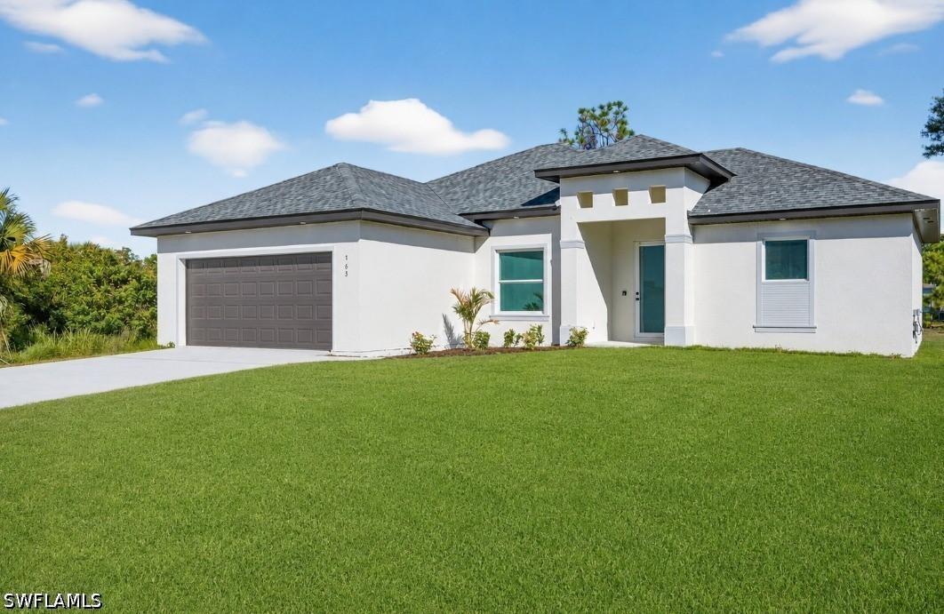 370 Butler Ave., Lehigh Acres, FL 33974