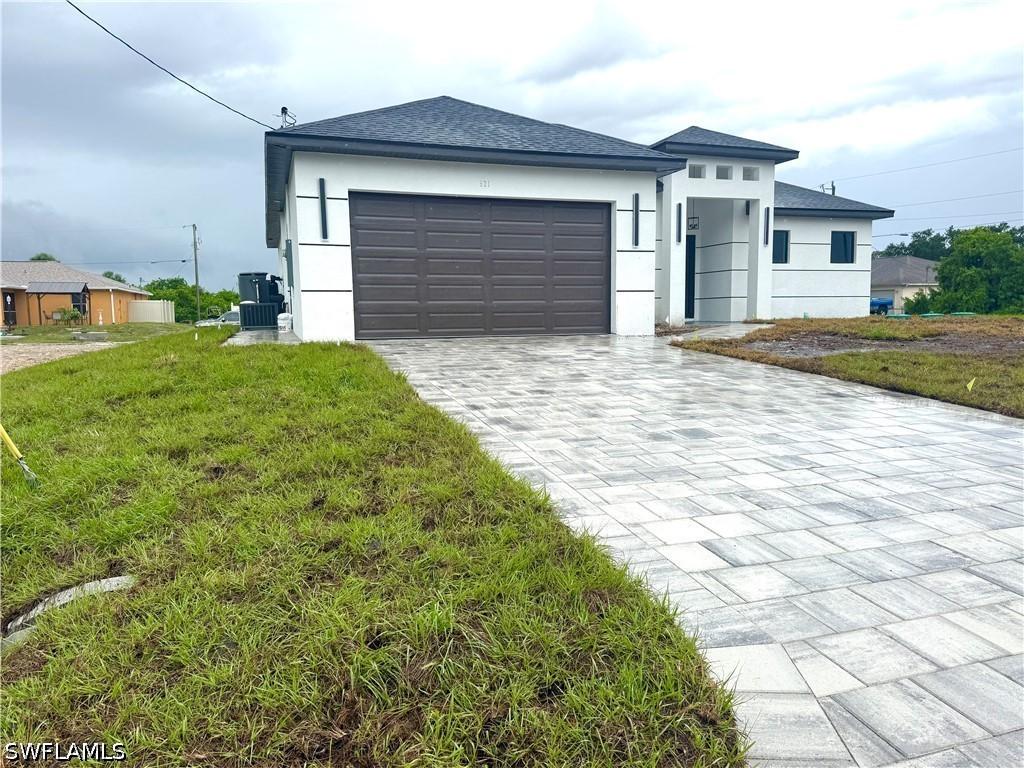 921 Martha Ave., Lehigh Acres, FL 33974