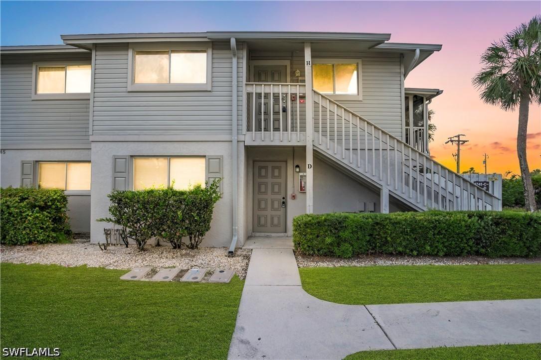 5745 Foxlake Dr. #D, North Fort Myers, FL 33917