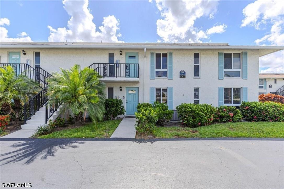 215 Palm Dr. #215-1, Naples, FL 34112