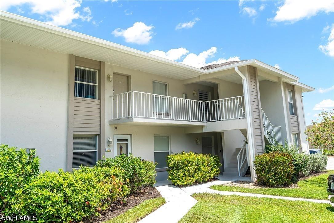 1330 Derbyshire Ct. #E203, Naples, FL 34116