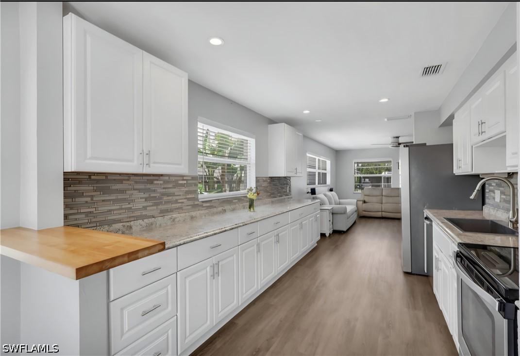 862 95th Ave., Naples, FL 34108