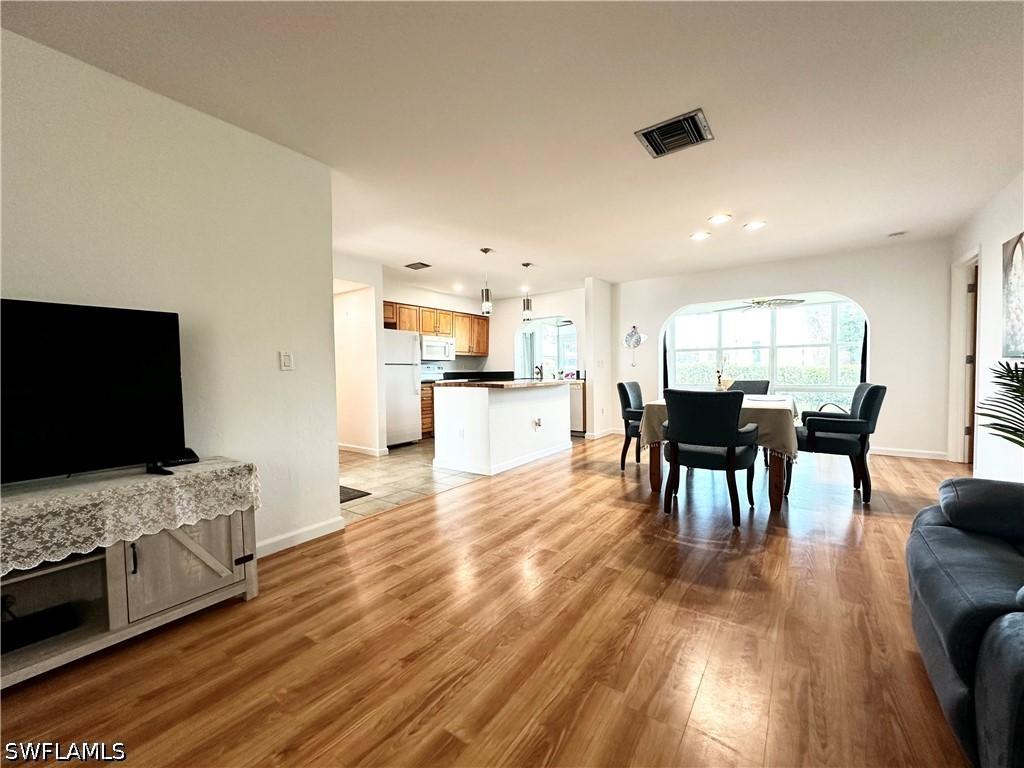 3439 Boca Ciega Dr. #E7, Naples, FL 34112