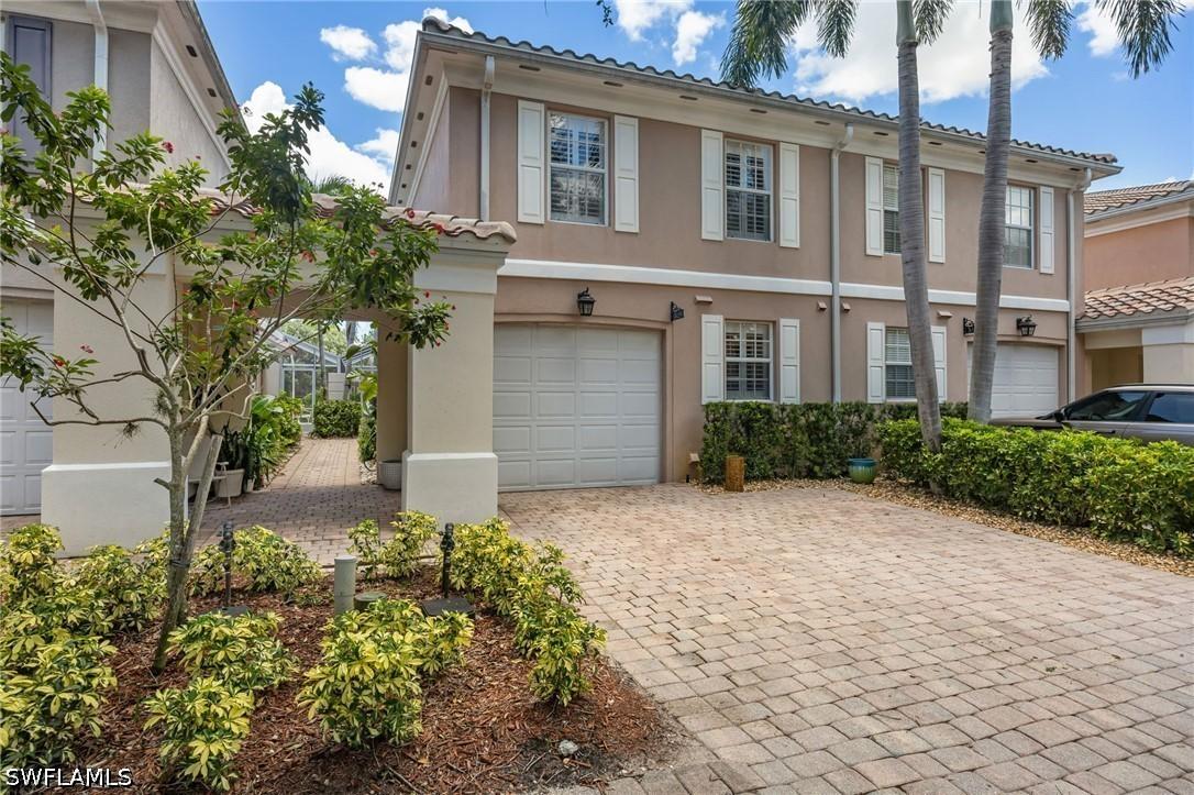 5429 Cove Cir. #109, Naples, FL 34119