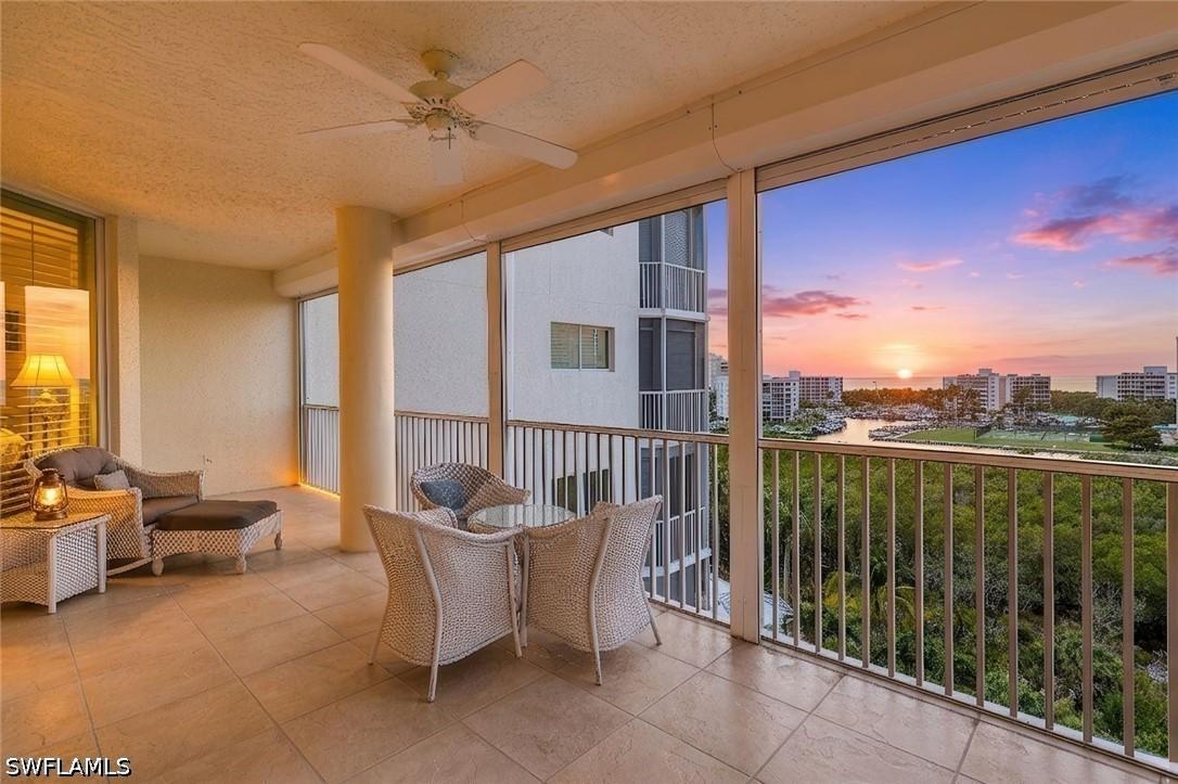 315 Dunes Blvd. #707, Naples, FL 34110