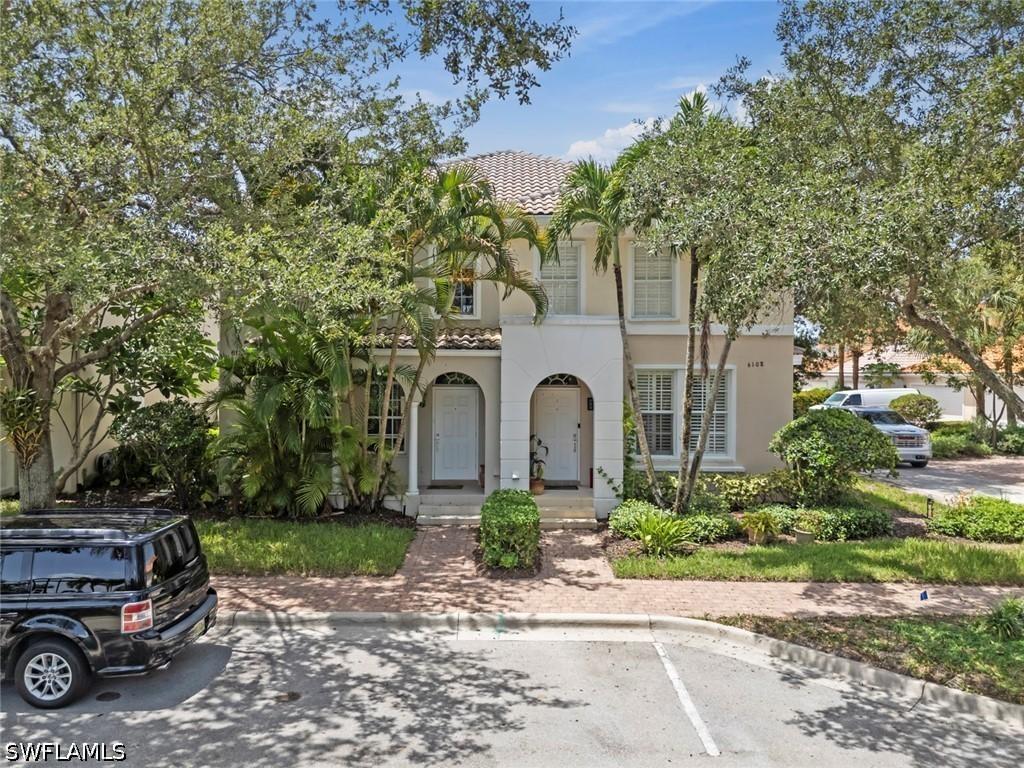 6112 Towncenter Cir., Naples, FL 34119