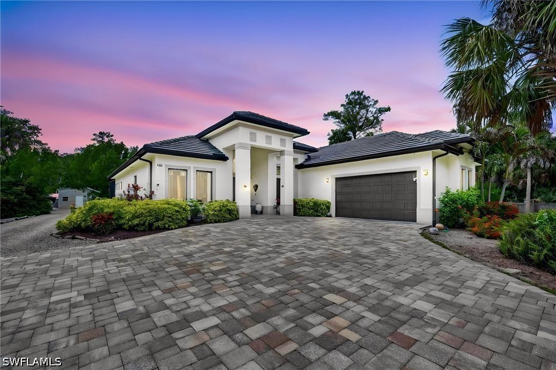 163 19th St., Naples, FL 34120