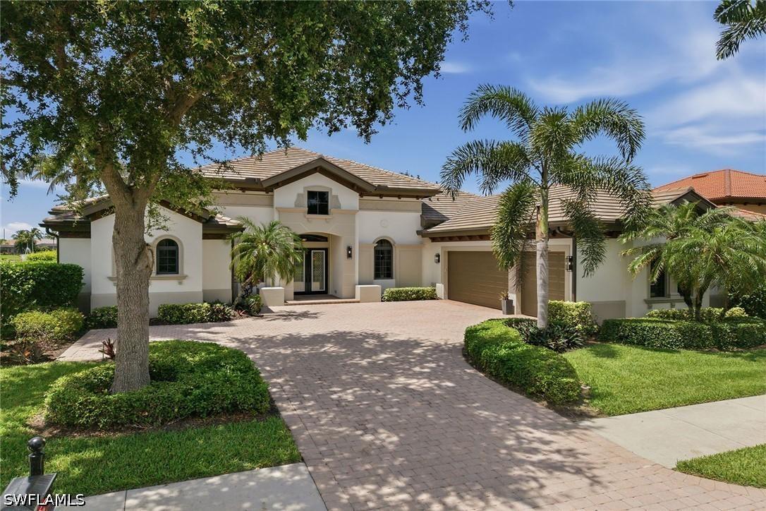 7397 Byrons Way, Naples, FL 34113