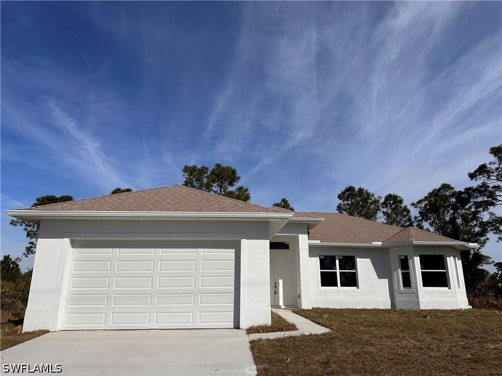 109 Paxton St., Lehigh Acres, FL 33974