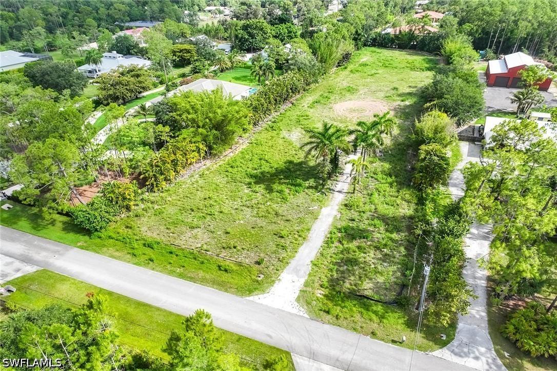 5823 Spanish Oaks Ln., Naples, FL 34119