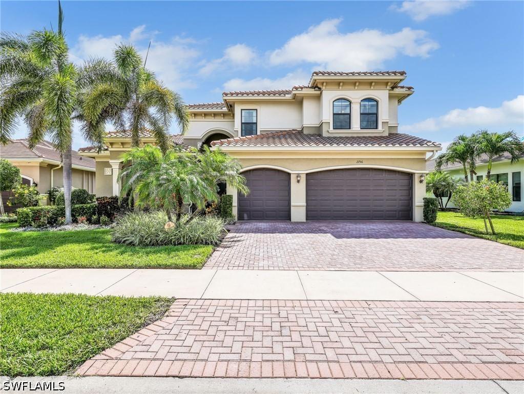 2756 Crystal Way, Naples, FL 34119