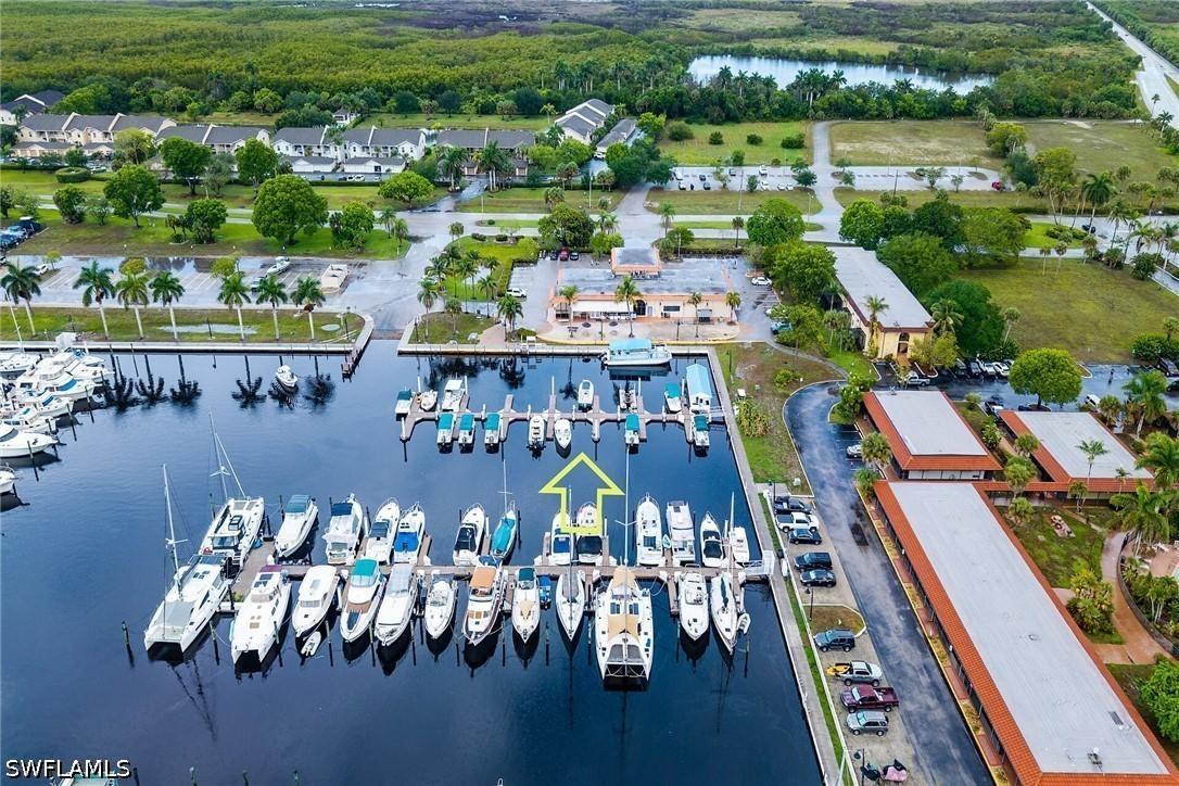525 Newport Dr., Naples, FL 34114